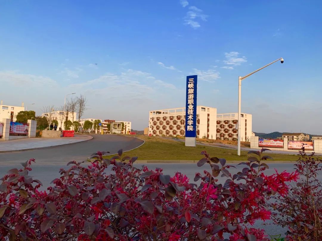 &ldquo;學(xué)生還未畢業(yè)就被簽約&rdquo;，這所職校的特色專業(yè)厲害了！