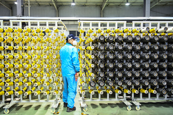 做長(zhǎng)&ldquo;小絲線&rdquo; 做強(qiáng)&ldquo;大產(chǎn)業(yè)&rdquo;&mdash;&mdash;吉林化纖加速打造中國(guó)碳谷