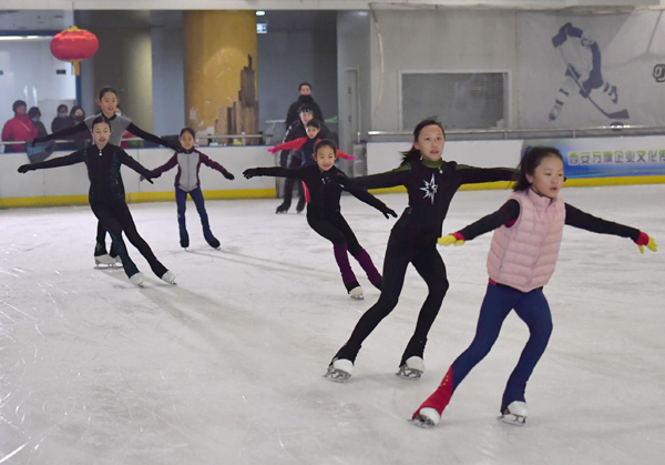 &ldquo;為漂亮買單，更要為健康買單&rdquo;&mdash;&mdash;女性成體育消費(fèi)市場新主力
