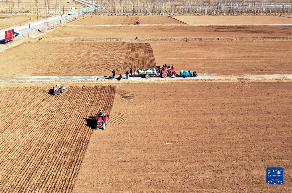 增收動(dòng)力足　農(nóng)戶種糧忙&mdash;&mdash;內(nèi)蒙古河套地區(qū)春播見聞