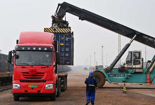 數(shù)字貨運(yùn)駛?cè)?ldquo;新藍(lán)海&rdquo;　產(chǎn)業(yè)生態(tài)如何打造？