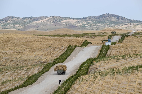 京津最近沙源區(qū)覆綠進(jìn)行時&mdash;&mdash;內(nèi)蒙古沙地生態(tài)治理觀察