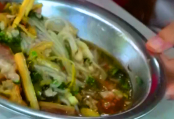 文化中國行丨這碗&ldquo;酸餿&rdquo;的粉竟如此美味