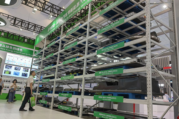 小作坊高價(jià)&ldquo;掃貨&rdquo;　白名單企業(yè)&ldquo;難吃飽&rdquo;