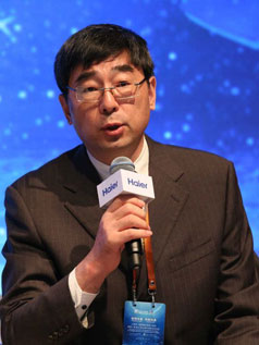 復(fù)旦大學(xué)管理學(xué)院教授、博士生導(dǎo)師劉杰