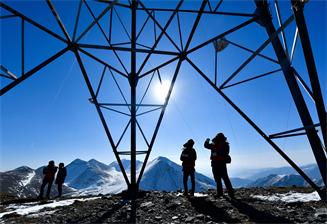 揚(yáng)鞭奮蹄　央企工作會(huì)亮&ldquo;十四五&rdquo;任務(wù)書(shū)